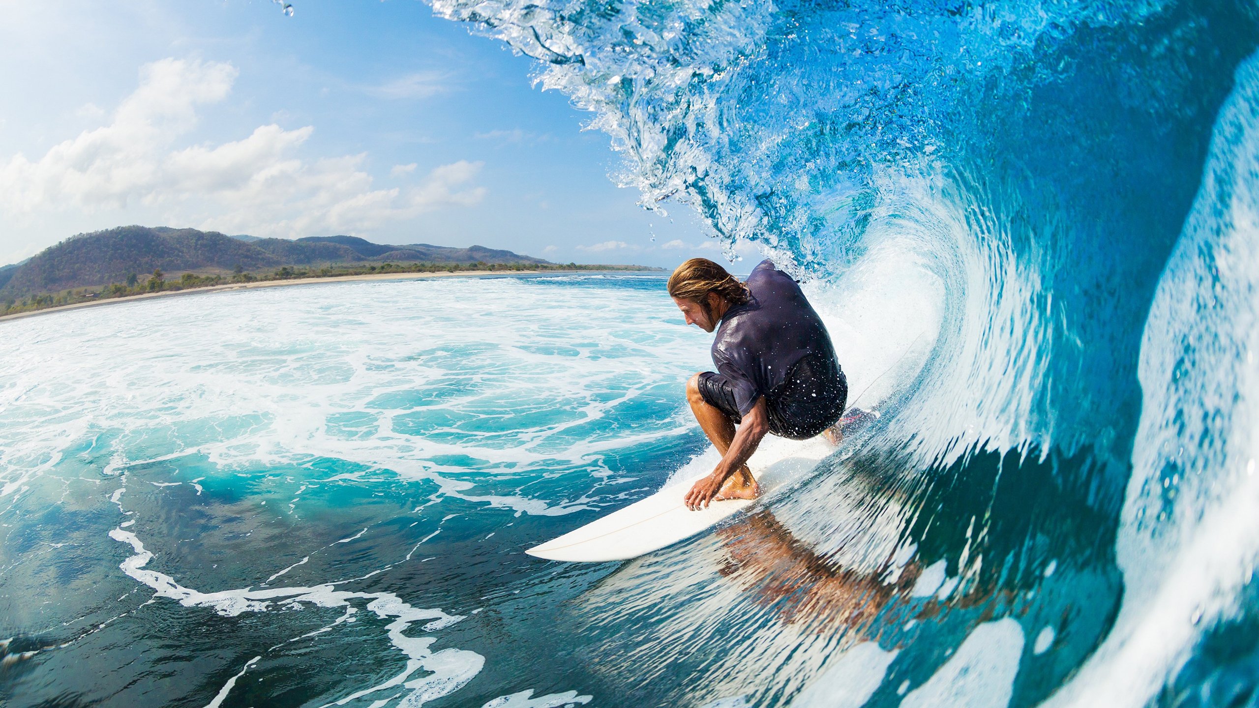 开云综合服务-5比0!山东泰山官宣,21岁济南小伙梅开二度,他或是青春版克雷桑